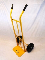 Steekwagen geel met luchtbanden 3.00 - 4 in budget uitvoering