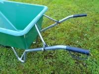 Kruiwagen kunststof bak 180 L., gegalvaniseerd frame, 1 wiel B-keuze roestvorming