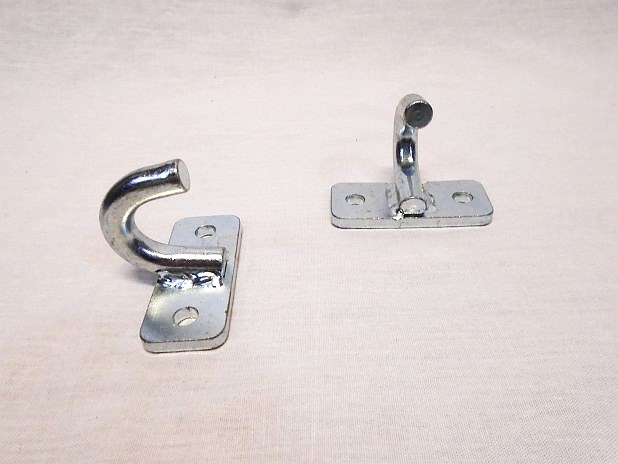 Degelijke touwhaak ijzer met ronde haak, aanschroefbaar